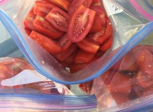 How to Preserve Summer by Freezing Fresh Tomatoes