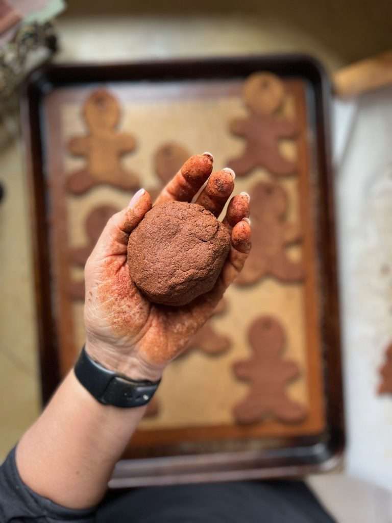 Getting Crafty at Christmas: DIY Easy Cinnamon Ornaments Getting Crafty at Christmas: DIY Easy Cinnamon Ornaments Just Crumbs by Suzie Durigon