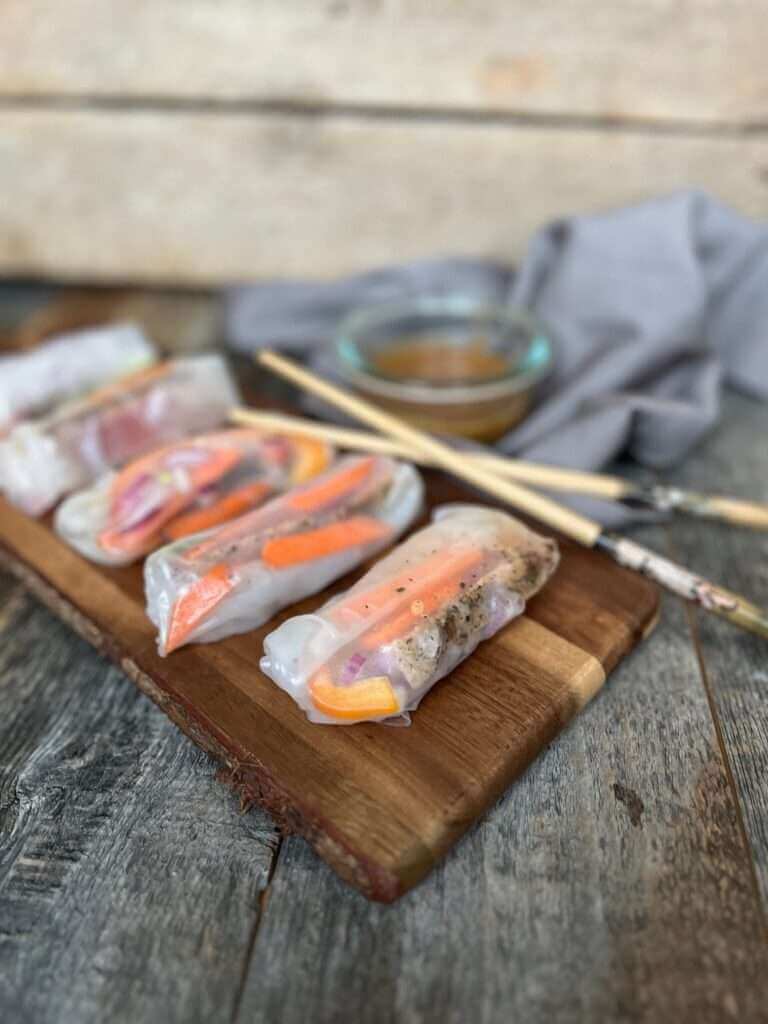 Fresh Rice Paper (Spring) Rolls with Peanut Sauce Thai rice paper spring rolls