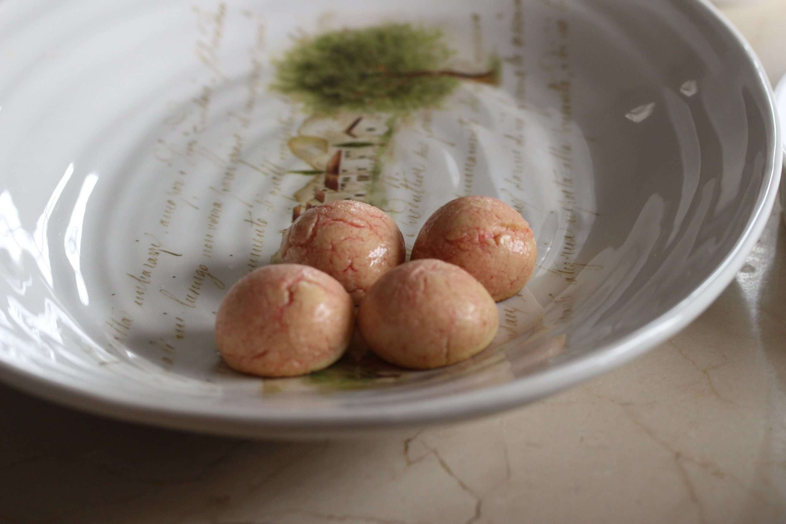 pesche (peach cookies)