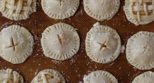 The Flakiest Apple Pie Cookies