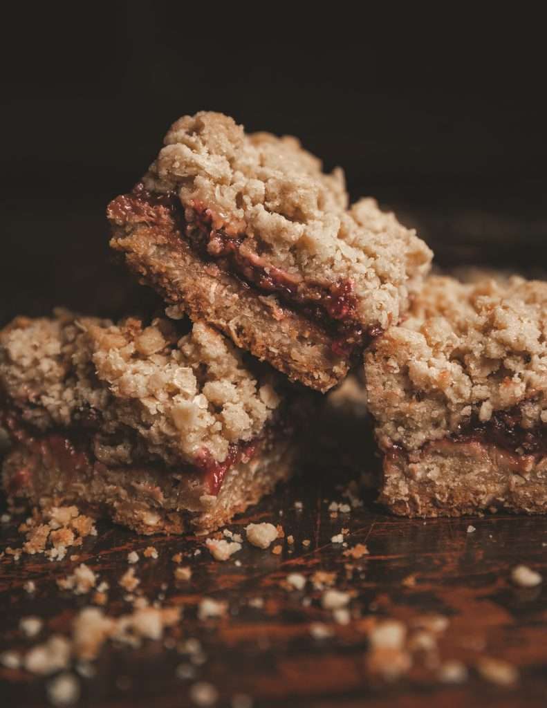 oatmeal rhubarb squares