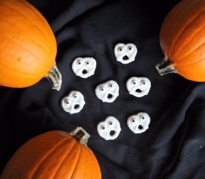 How to Have the Most Creative Halloween Ever!! Just Crumbs Blog by Suzie Durigon