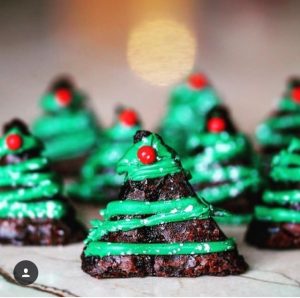 How to Keep the Kids Happy Over the Holidays! Just Crumbs Blog by Suzie Durigon