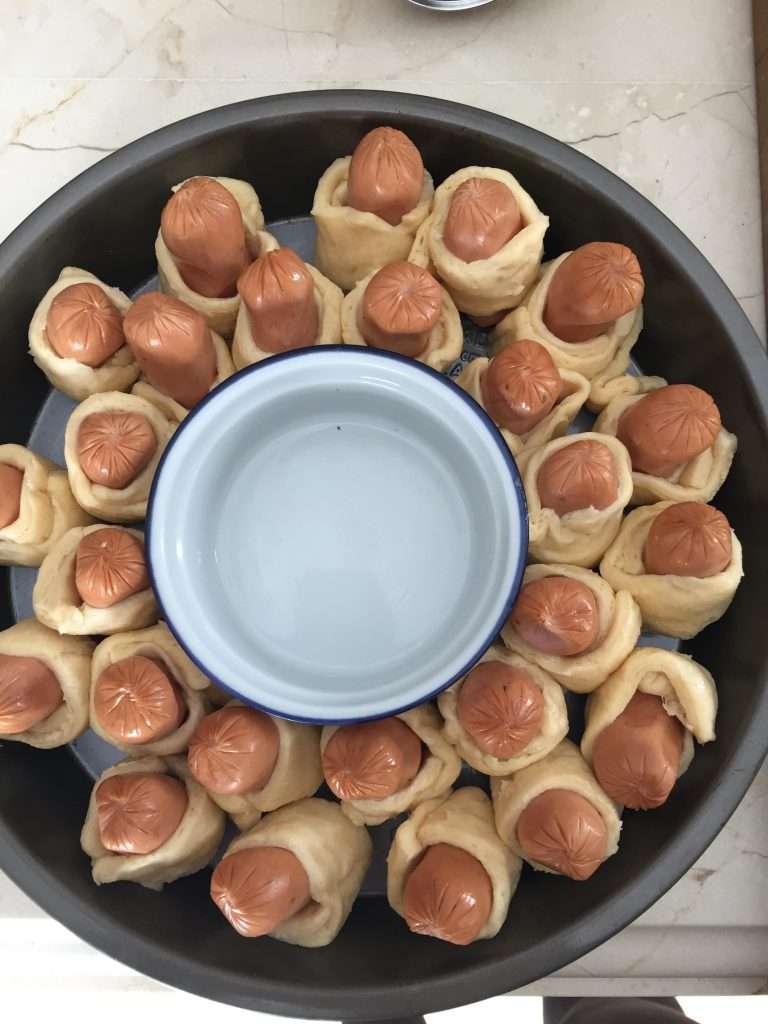 Decked Out Chili 'n Piggies in a Blanket Piggies in a Blanket