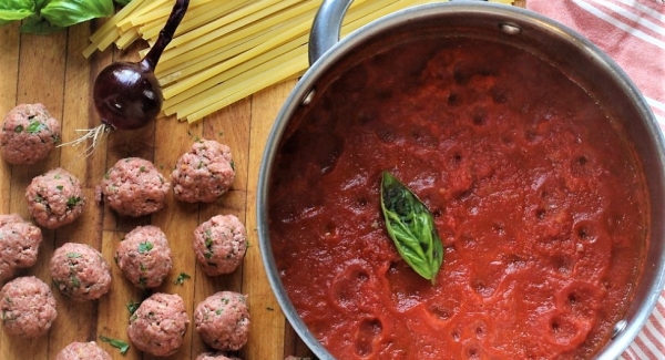 Back to Basics: How to Make the Best Meatballs (and a smart hack!)