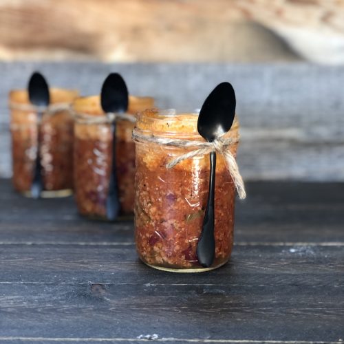 Meal-in-a-Jar: Cornbread Topped Chili Mason Jars