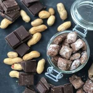 Oscar Worthy Sweet Treats: Healthy Muddy Buddies