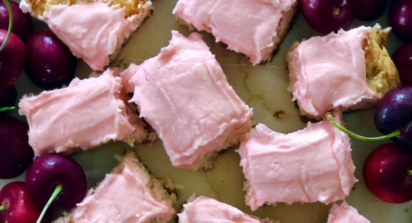 Old Fashioned Pink Lady Squares (and a bit about nostalgia!)