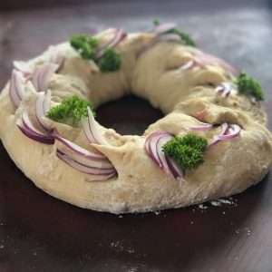 How to Make a Christmas Bread Wreath