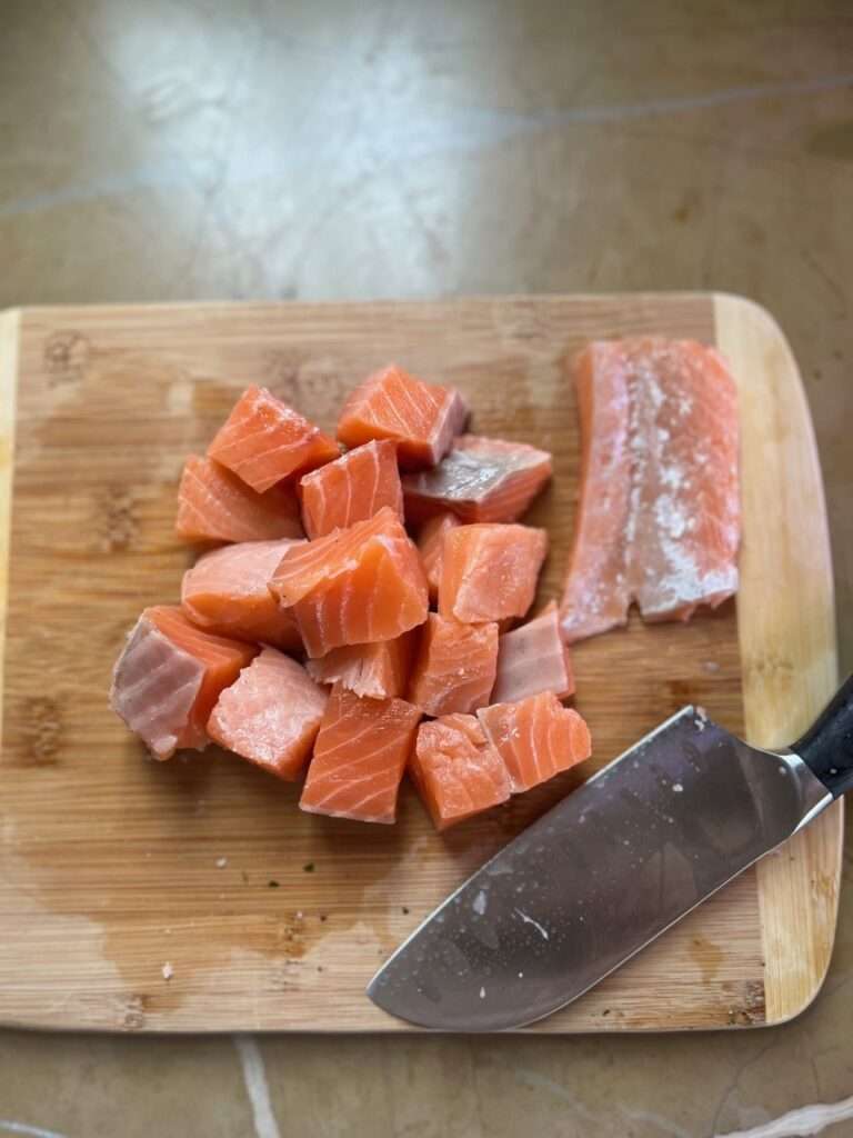 10 Minute Honey Garlic Air Fryer Salmon Bites