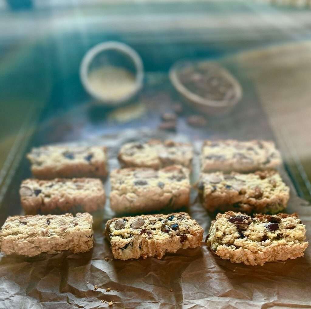 cornmeal almond and date biscotti