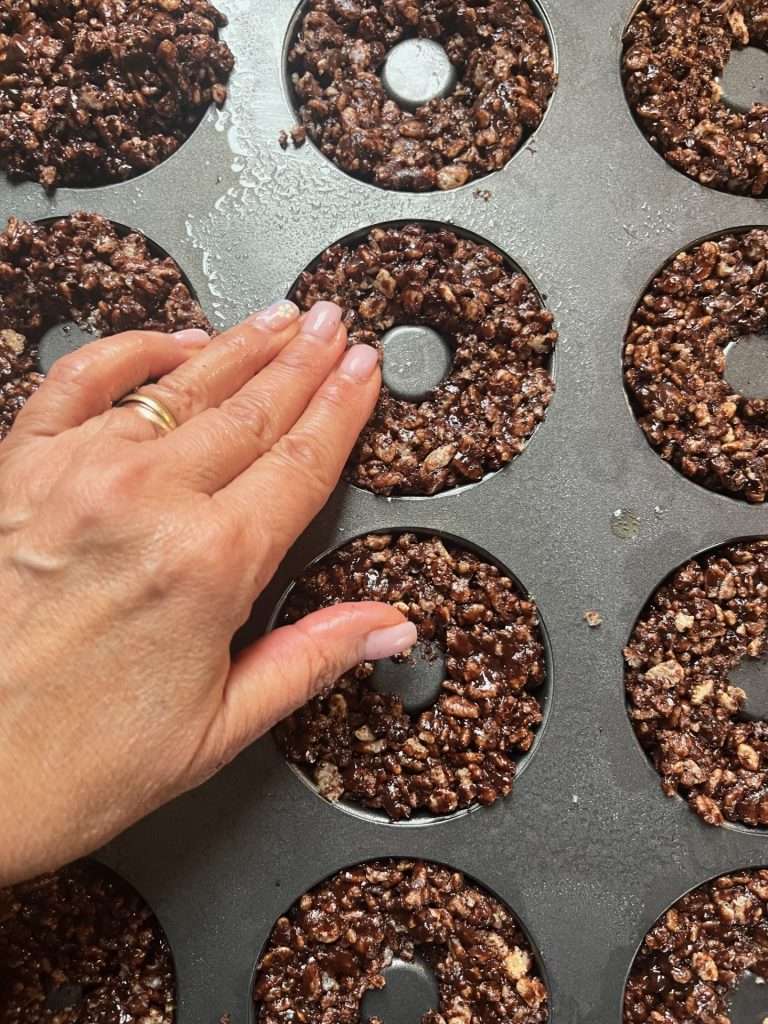 chocolate rice crispy nests